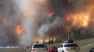 Incendie de forêt à Fort McMurray, 3 mai 2016 (Crédit photo : DarrenRD, téléchargé sur Wikipédia)